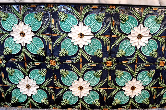 Bordallo Pinheiro azulejo façade
