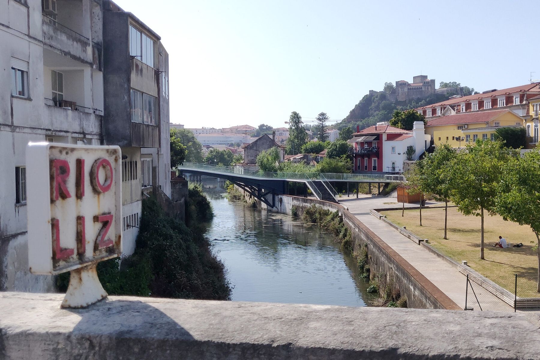 Riverside walk toward the castle hill